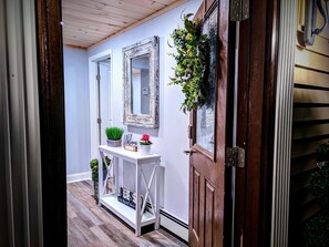 المنشأة من الداخل