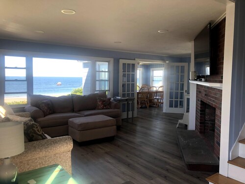 Your own access to Priscilla Beach! What a view!