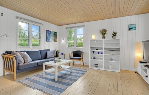2 bedroom amazing home in Skibby