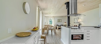 Cozy home in Farsø with sauna