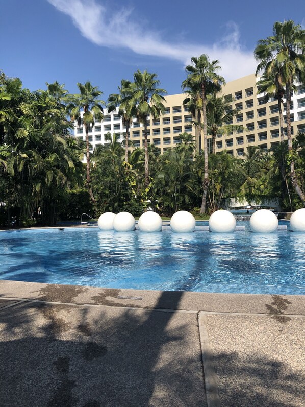 Indoor pool, outdoor pool
