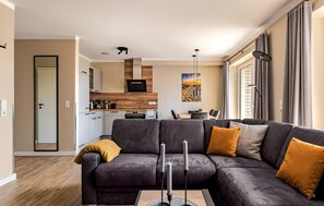 Smart-tv, pejs, bordtennisbord