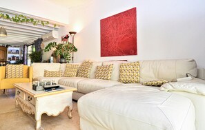 Fernseher, Stereoanlage