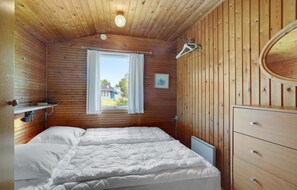 3 bedrooms, free WiFi - Cozy home in Farsø with WiFi (Farsø)