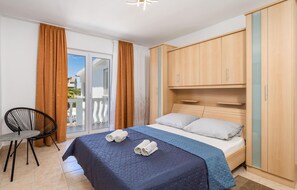 6 Schlafzimmer, kostenloses WLAN, Bettwäsche