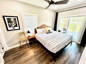 6 chambres, fer et planche à repasser, Wi-Fi, draps fournis