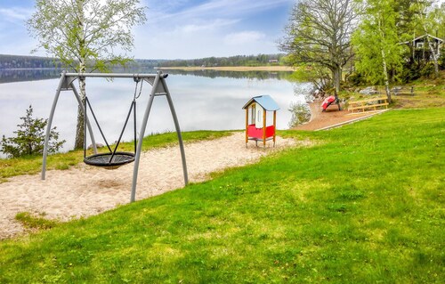 Lovely home in Tranås with lake view