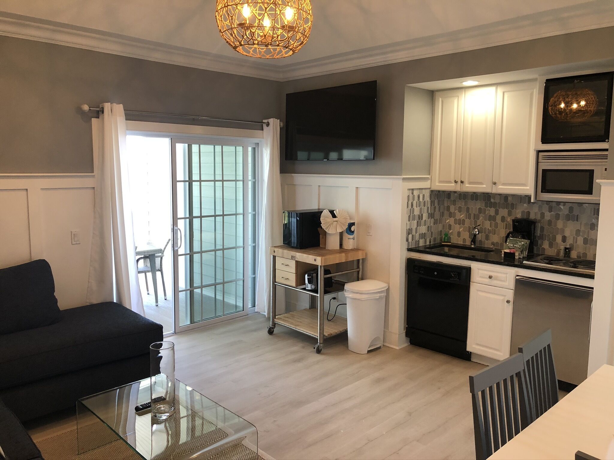 Beautiful Soundfront condominium