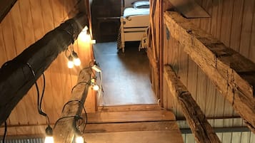 3 多间卧室、旅行婴儿床、免费 WiFi、床单