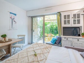 1 bedroom, internet