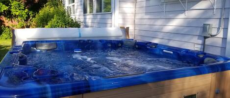 Bain à remous extérieur