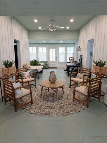 Historic 1851 Farmhouse Retreat