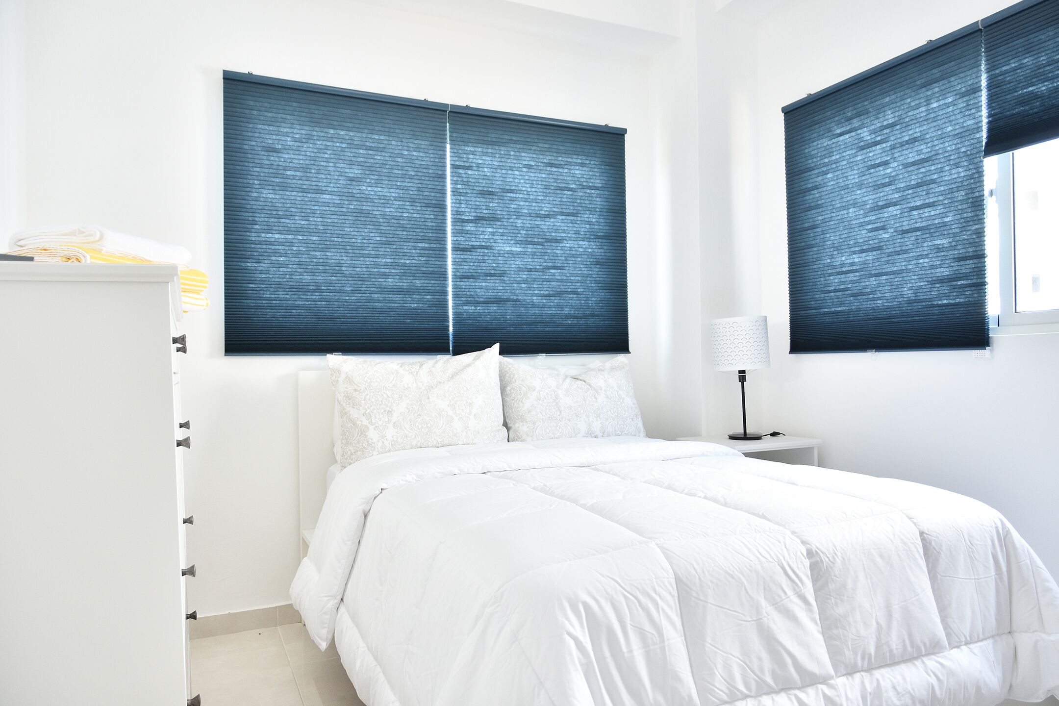 2 habitaciones, tabla de planchar con plancha y wifi gratis 