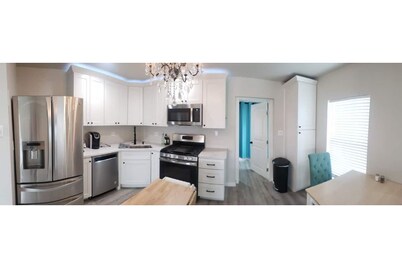 Pet Friendly Little White House