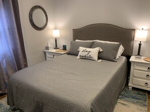 3 bedrooms, desk, travel cot, free WiFi