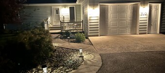 Yellowstone Country Home - Launchpad for a trip of a lifetime! 