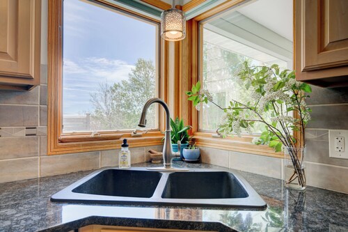 Yellowstone Country Home - Launchpad for a trip of a lifetime! 