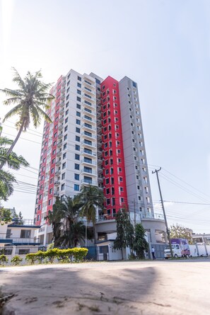Front of property - Pauraque Soho Hotel (Dar es Salaam)