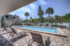 Botón de imagen sin clasificar, 3 de 50