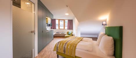 Apartment Corner | Minibar, in-room safe, individually decorated, individually furnished