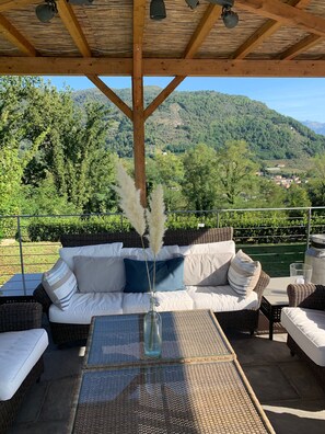 Vil·la, 5 dormitoris, fumadors, piscina privada | Àrea exterior de l'allotjament