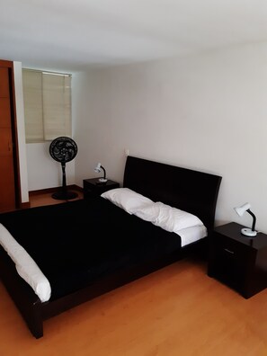 Appartement, 1 chambre, accessible aux personnes à mobilité réduite, vue sur la ville | 1 chambre
