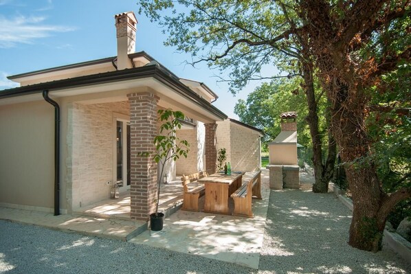 Villa, 4 Bedrooms, Smoking, Private Pool | Exterior