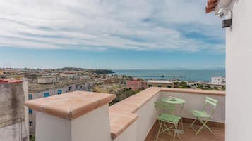 Apartamento, 1 quarto, para fumantes, terraço | Sacada