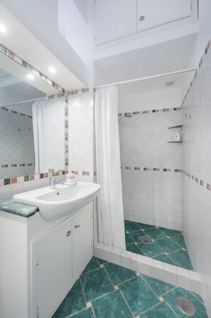 Bathroom - Casa Ventrosa, Anacapri (Anacapri)