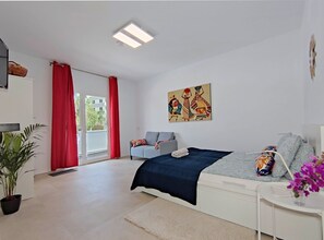 Studio, Multiple Bedrooms, Smoking, Balcony | 1 bedroom - Fantastico 2 - Large Balcony, Free Parking, air Conditioning, Free Netflix, BBQ (Puerto de la Cruz)