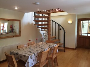 Dining - Delightful Rural Barn Conversion (Castle Douglas)