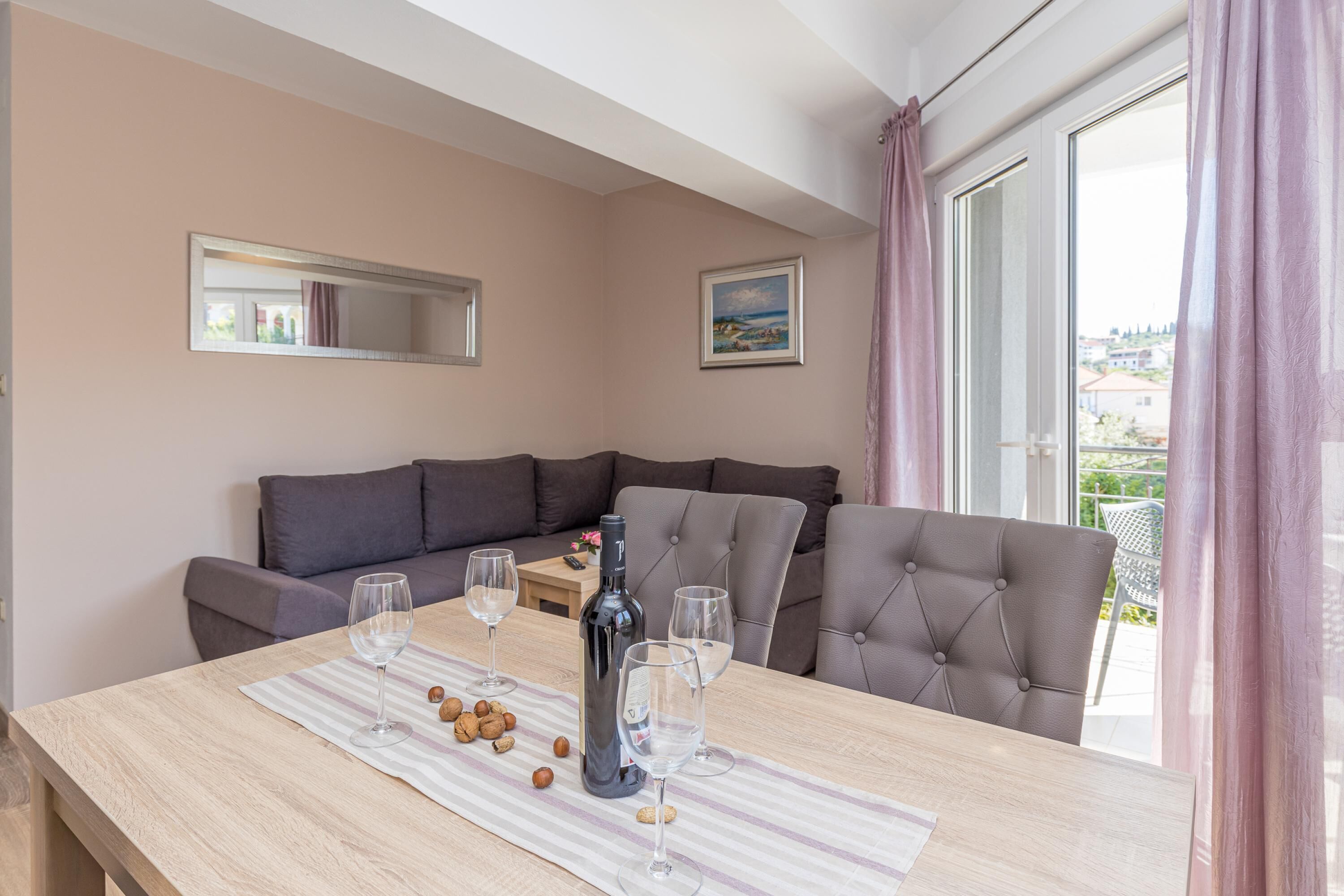 Family Apartment, Multiple Bedrooms, Mountainside (Apartment Ela 220m from the beach) | Living area