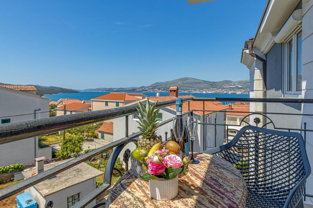 Family Apartment, Multiple Bedrooms, Mountainside (Apartment Antonia 220m from the beach) | View from room