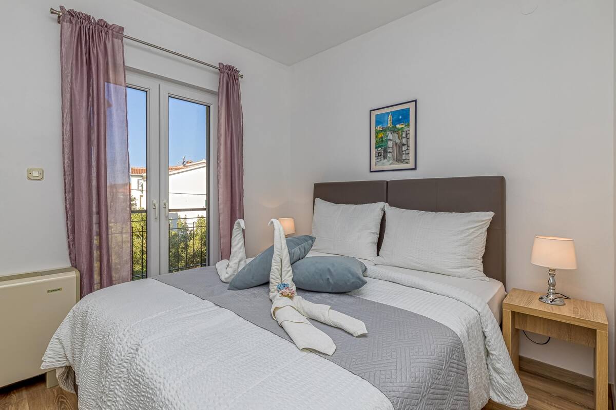 Family Apartment, 1 Bedroom, Mountainside (Apartment Tonka 220m from the beach) | 2 bedrooms, free WiFi, bed sheets