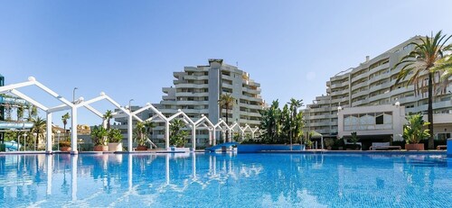 Benalbeach Lux. Jacuzzi, Gran Terraza, 1ª Línea - Ap.909