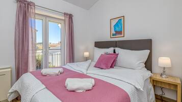 1 bedroom, free WiFi, bed sheets