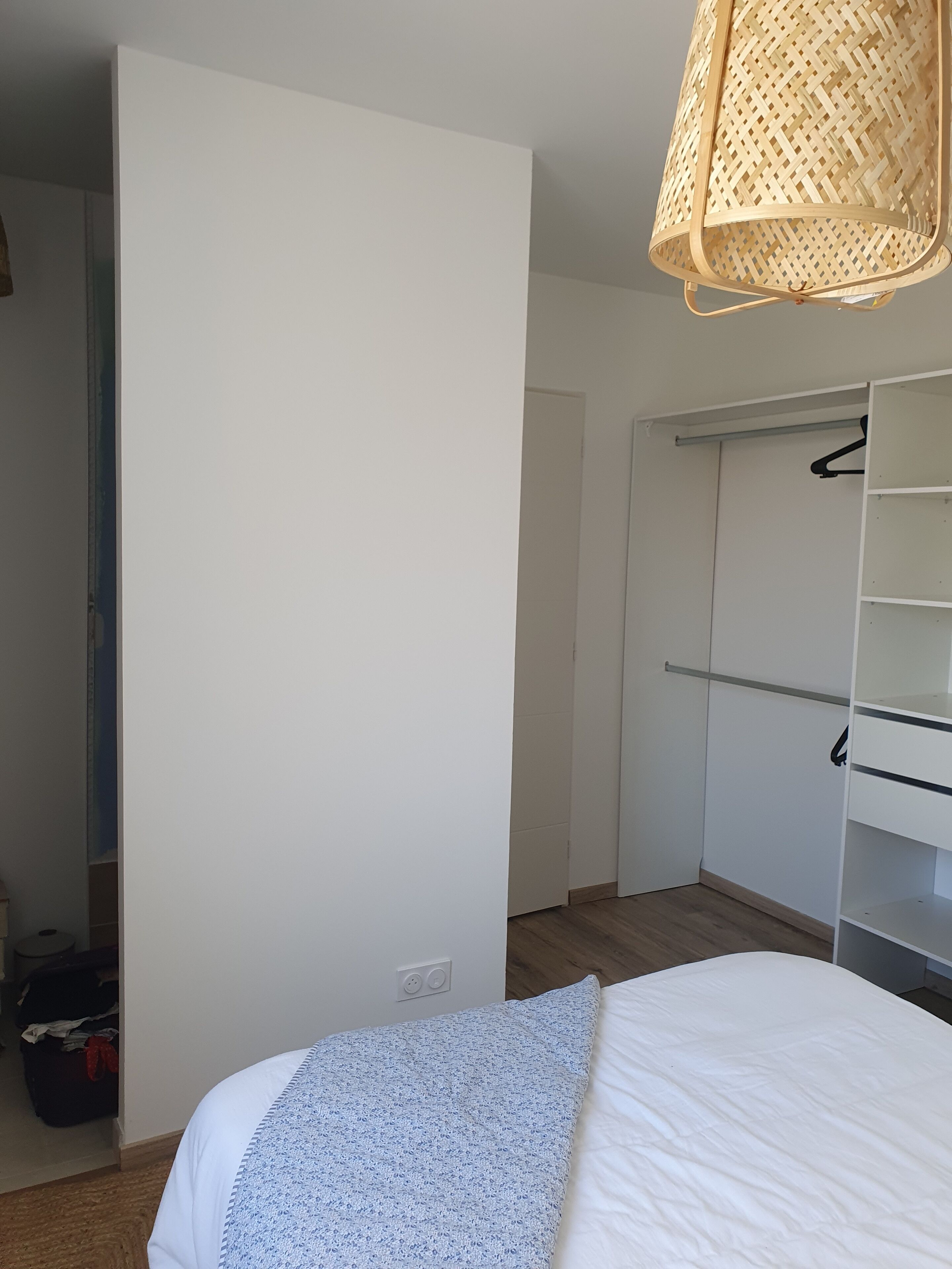 Quiet 3 bedroom 3 bathroom house