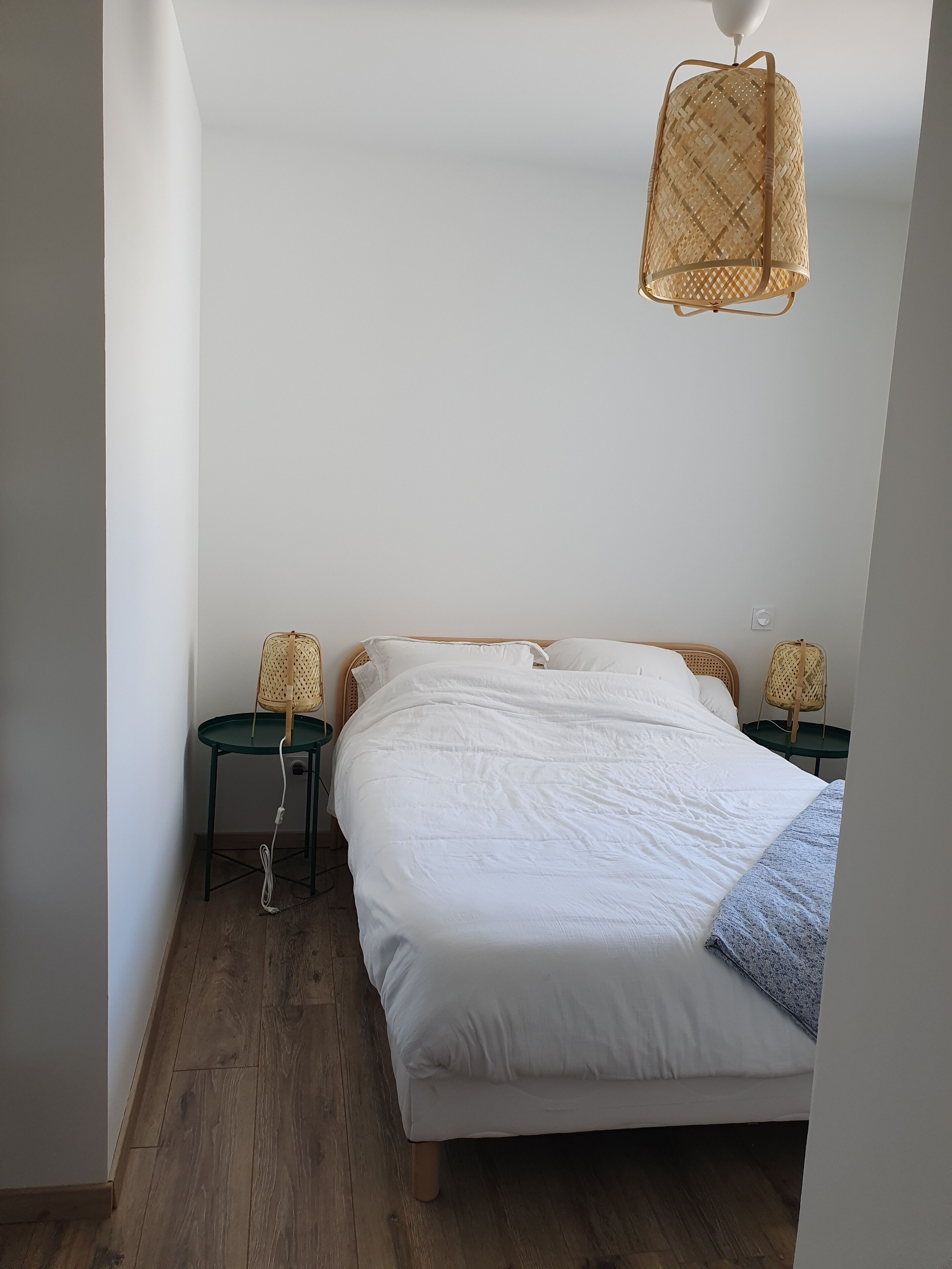 Quiet 3 bedroom 3 bathroom house