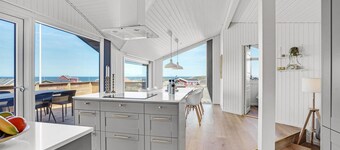 Gorgeous home in Hjørring with WiFi