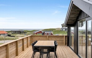 Outdoor dining - Gorgeous home in Hjørring with WiFi (Hjørring)