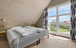 4 soverom, reiseseng for barn og wi-fi (inkludert)