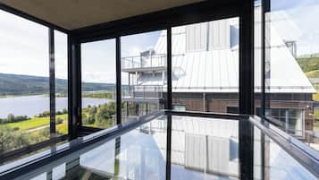 View 1503 | Vista para o lago