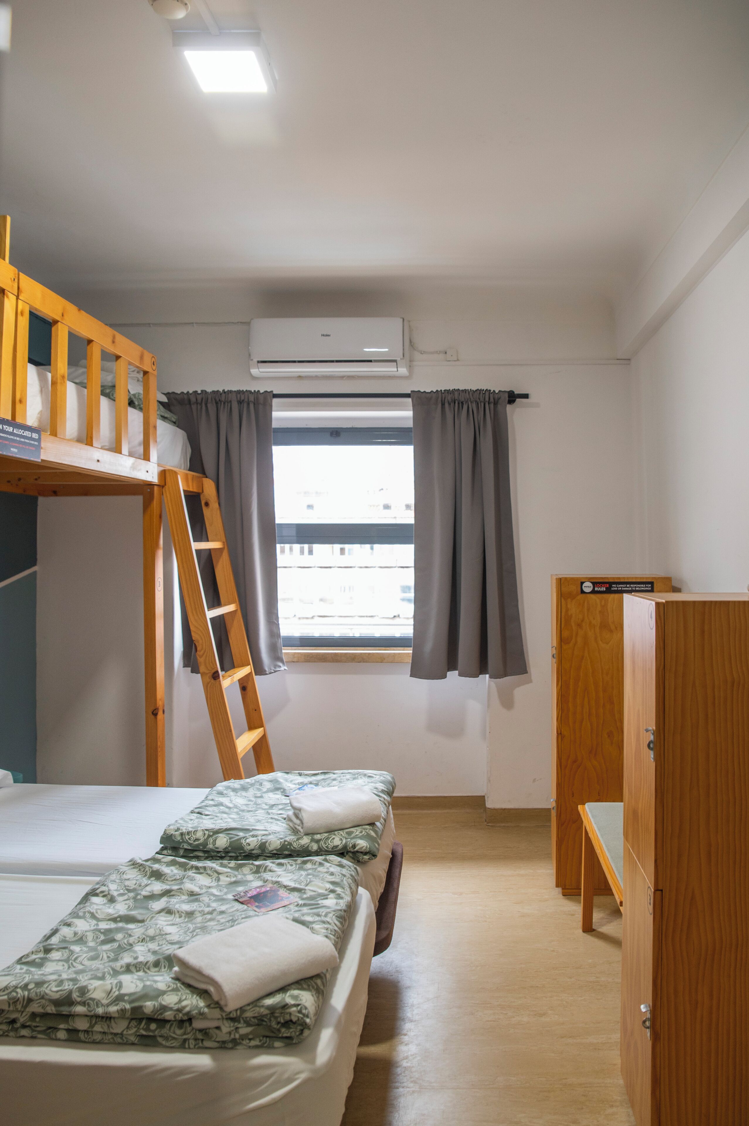 防音設備、アイロン / アイロン台、WiFi (無料)、ベッドシーツ