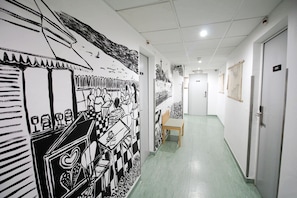 Handrails in hallways
