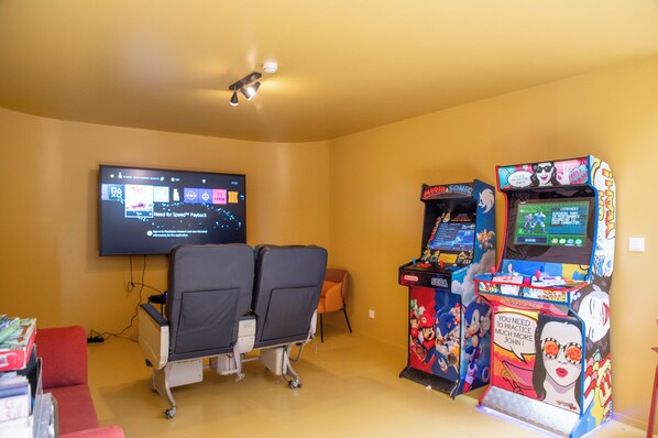 Game room - WOT Nomad Social (Lisbon)