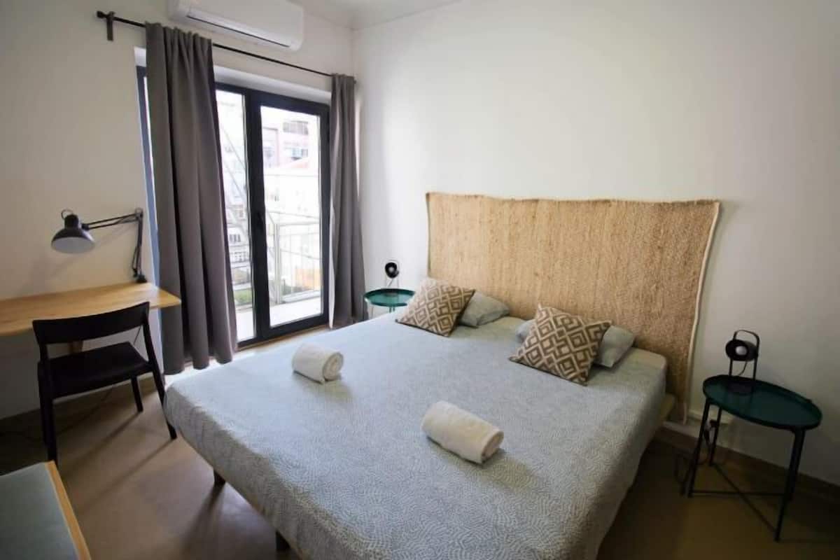 1 bedroom, soundproofing, iron/ironing board, free WiFi