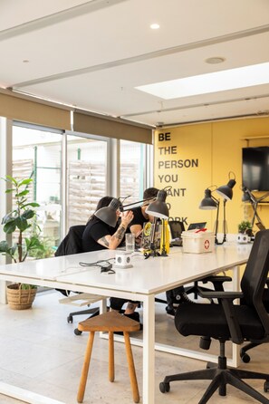 Exterior - WOT Nomad Social (Lisbon)