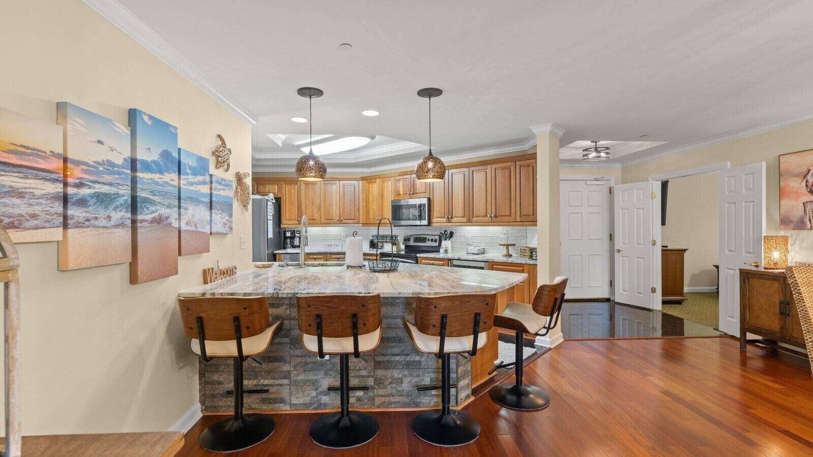 Amazing Memories Start Here! Stunning, Tropical Oceanfront Retreat.