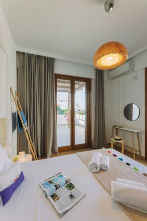 3 bedrooms, WiFi, bed sheets