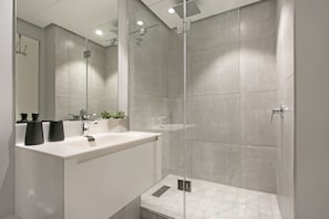 Elite Single Room | Bathroom